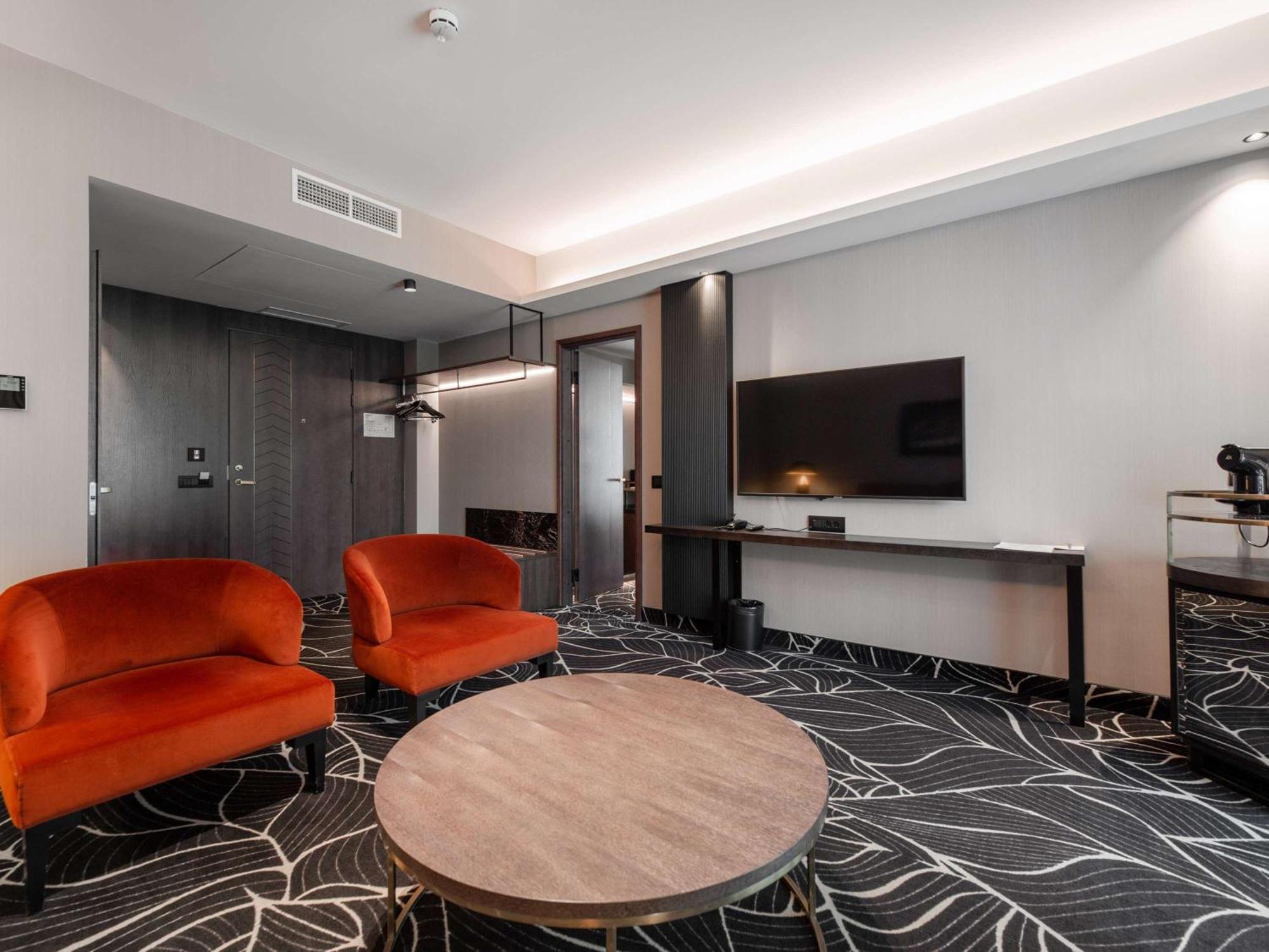 Movenpick Hotel Tallin Exterior foto